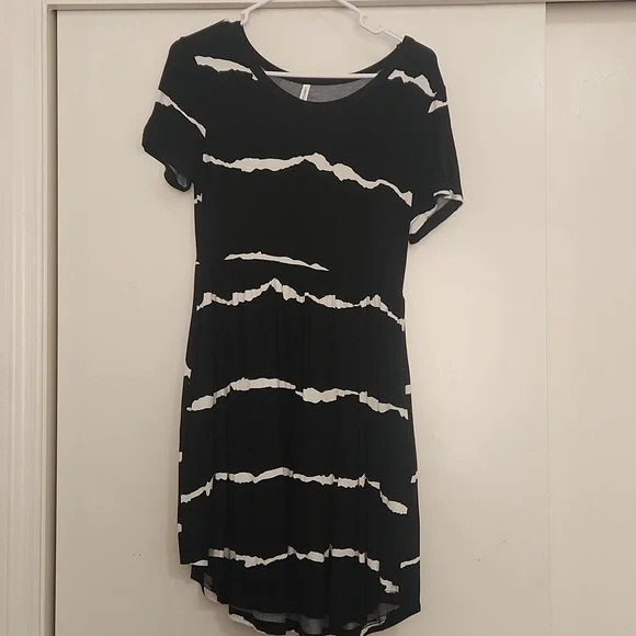 Mini Dress - Picture 2 of 4